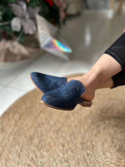 Zueco Coral, Mules, zueco en gamuza punta cerrada