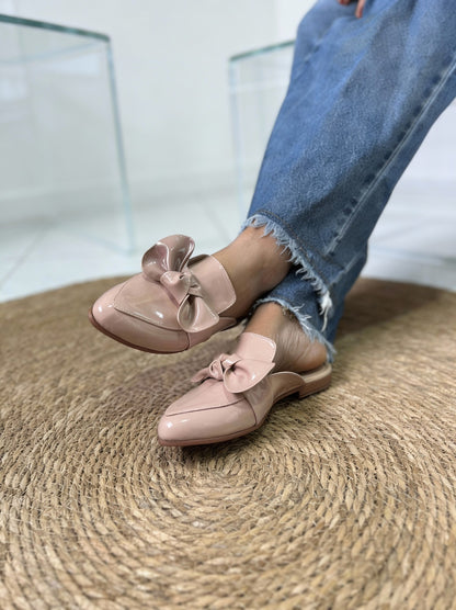 Zueco Aurora, mule, con moño grande