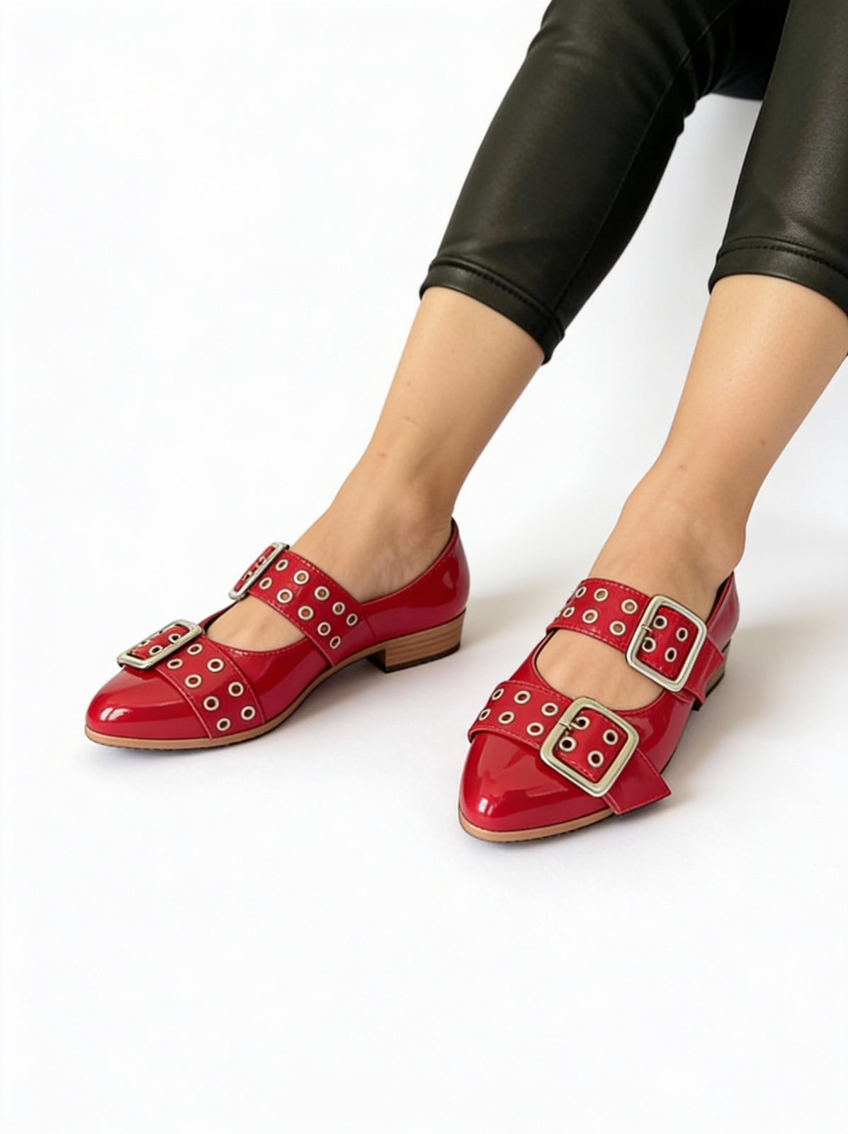 Baleta Vanguardista destalonadas con 2 hebillas y ojales, Flats,  - SAYO Shoes