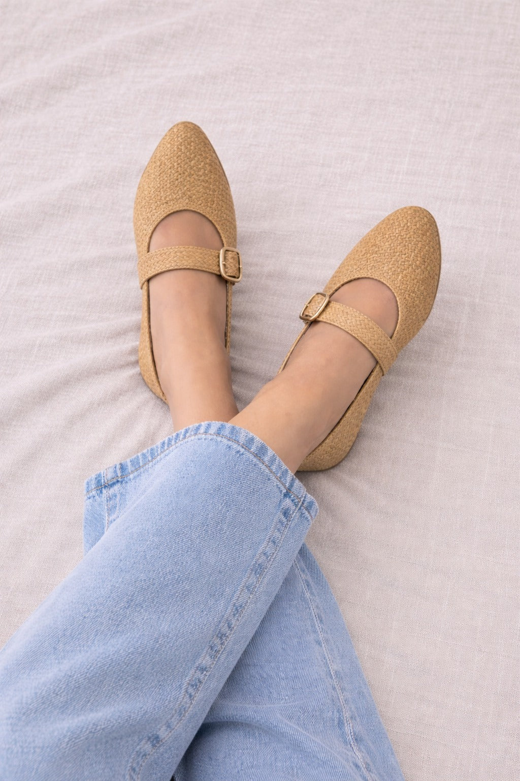 Baletas Mary Jane Tejidas con Hebilla Dorada, Flats – Negro / Beige / camel